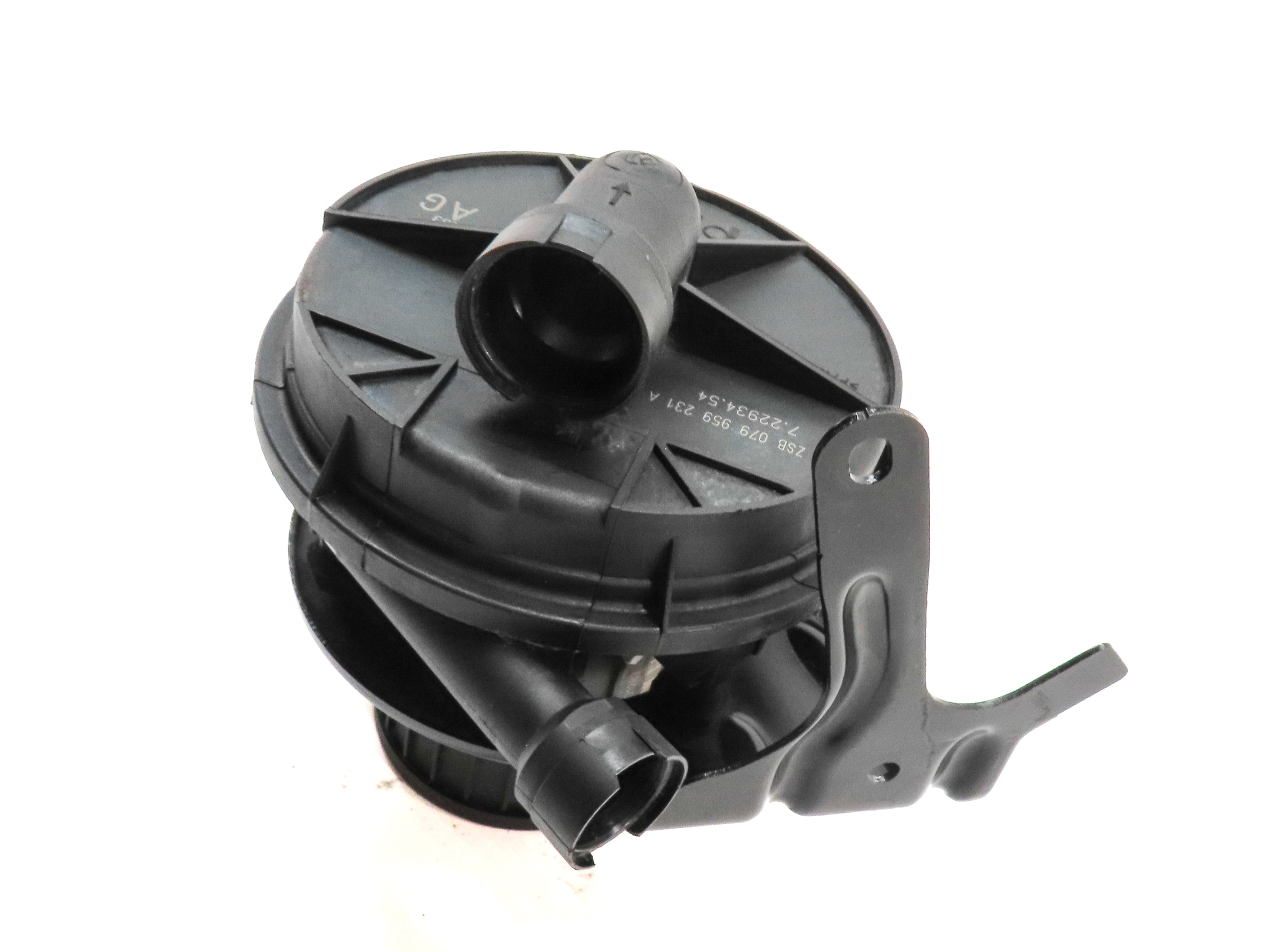 2012 AUDI A6 (C7) 3.0L SUPER (CGXB) ENGINE SMOG AIR INJECTION PUMP — exact item pictured